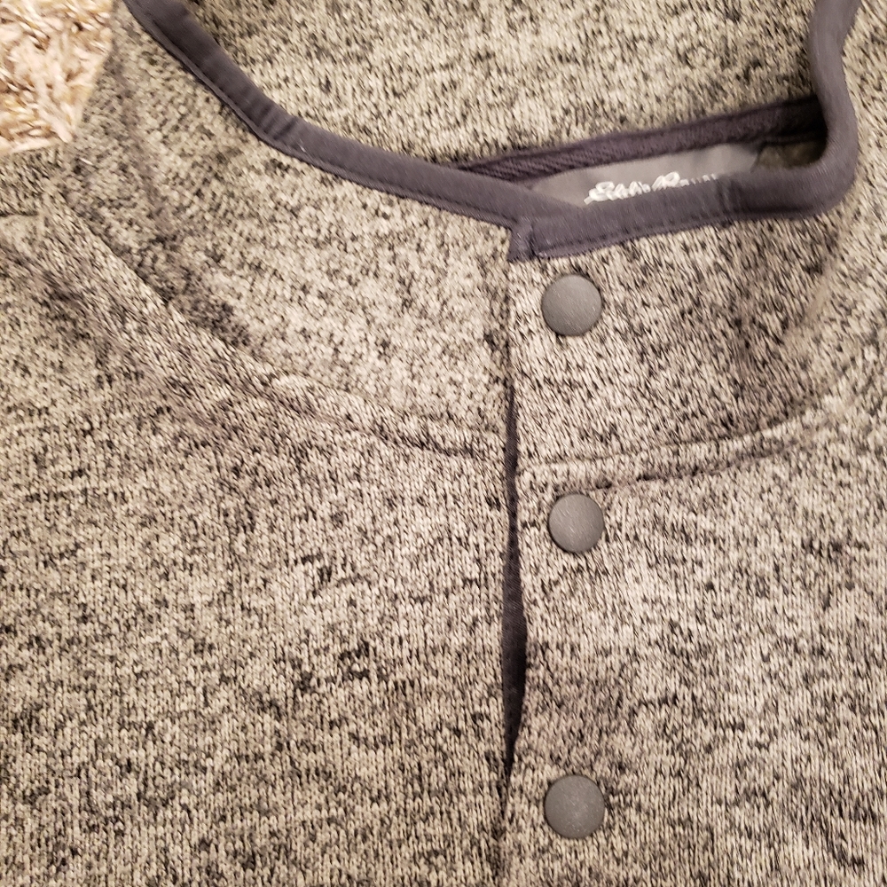 Eddie Bauer Convector Snap Mock - Picture 4 of 9